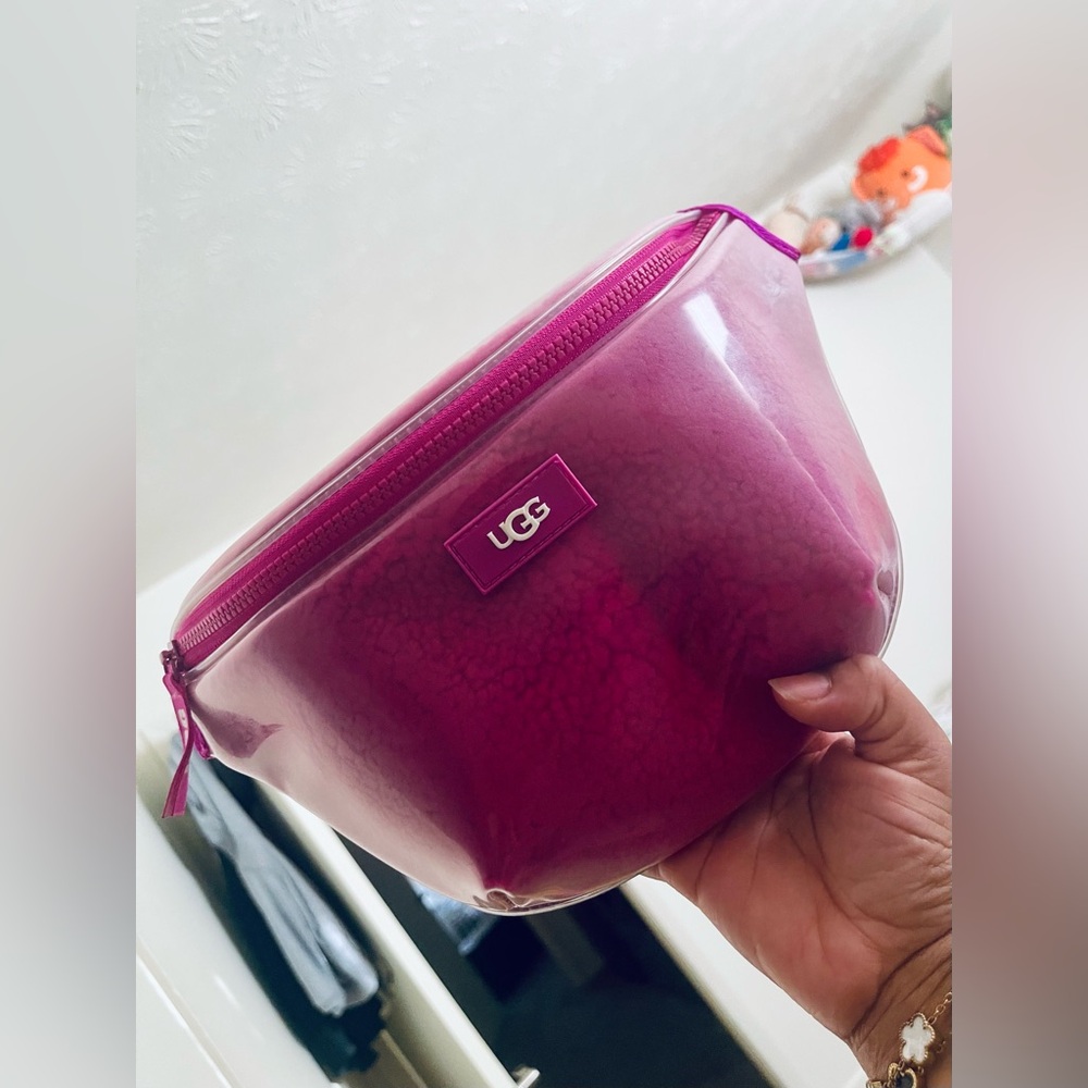 UGG Nasha clear belt bag NWOT - Picture 6 of 7